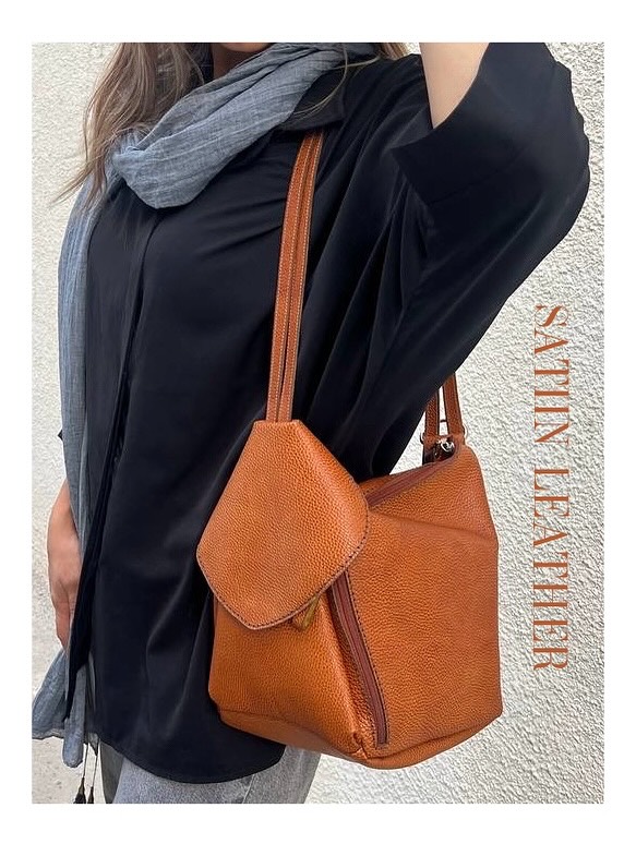 کوله‌پشتی چرم طبیعی دست‌دوز